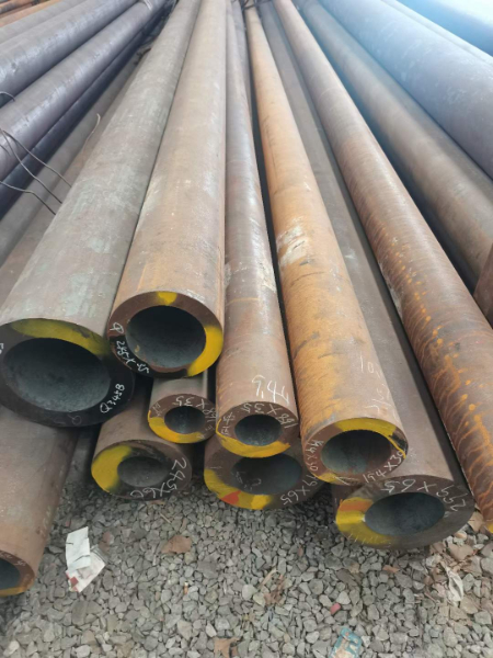 切割定制gb5310高壓無(wú)縫鋼管電廠用流體無(wú)縫管